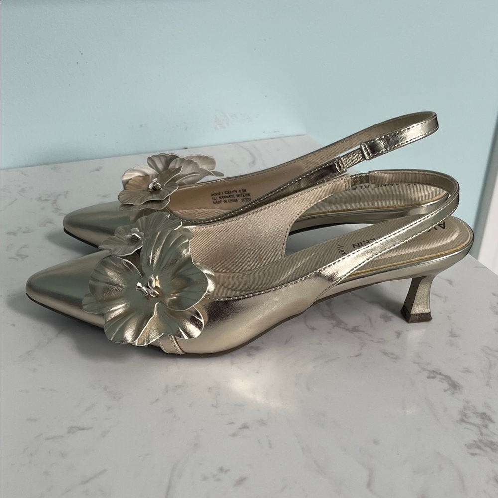 Anne Klein Metallic Floral Slingback Heels - Picture 5 of 8